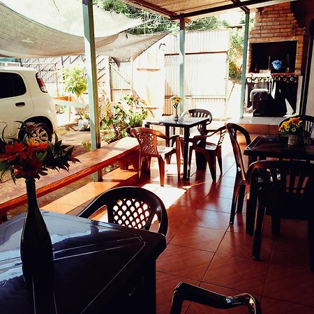 Hostel Loli Puerto Iguazú Buitenkant foto