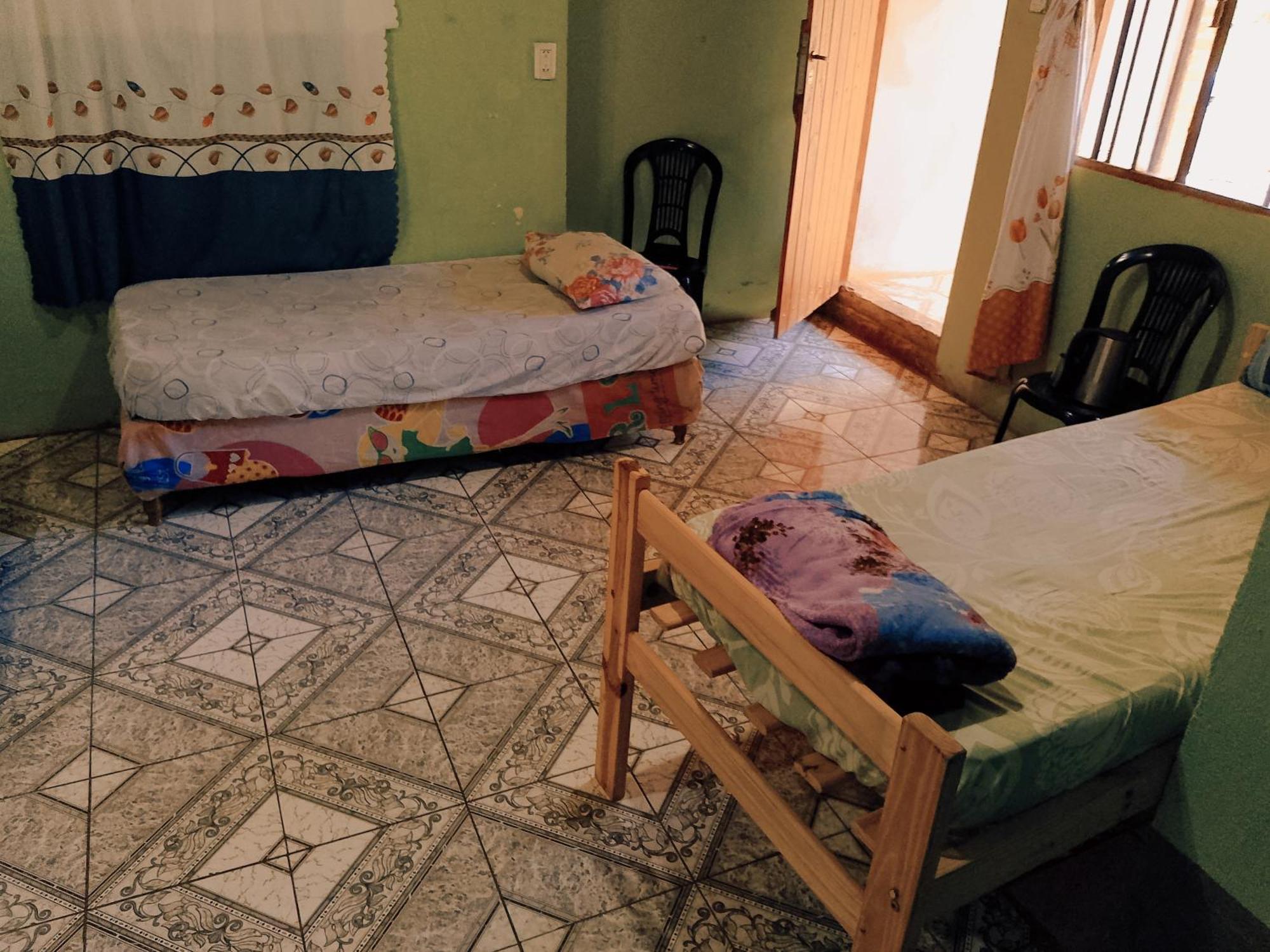Hostel Loli Puerto Iguazú Buitenkant foto